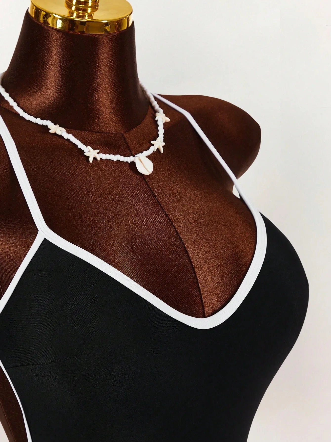 Sexy Black White Contrast Sleeveless Bodysuit Women For Summer Street Fashion And Party