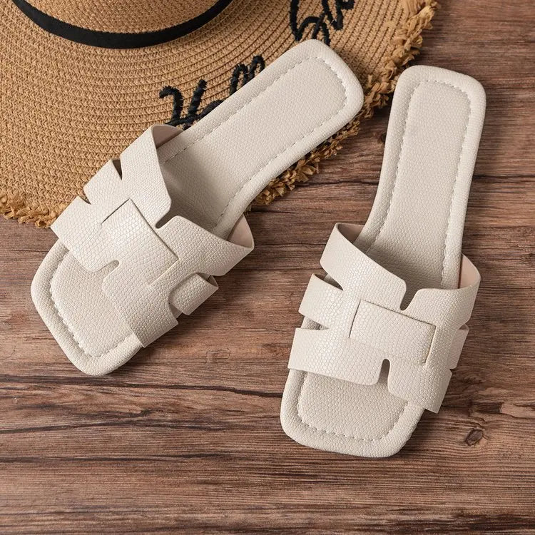 Summer Slippers 2024 Women Flat Luxury Outdoor Beach Flip Flops Female Sandals Trend Brand Design Slides Shoes for Woman New