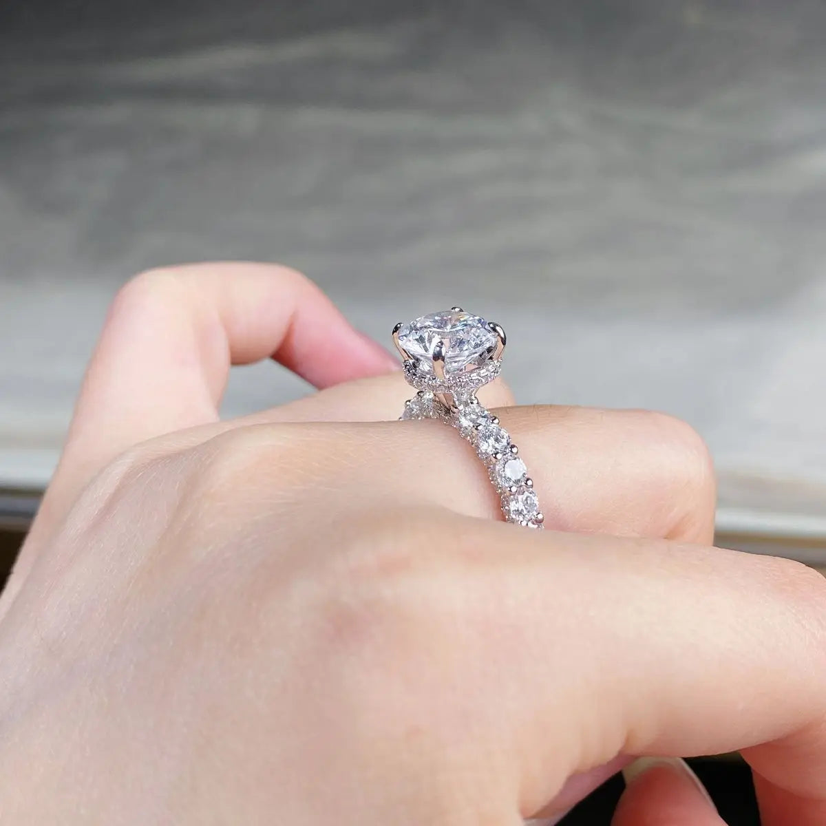 18K white gold and platinum PT950 moissanite diamond ring for women sterling silver 3 carat four-claw diamond ring for wedding