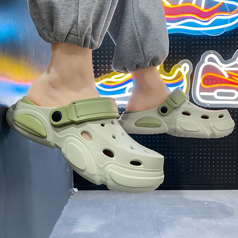 2026Summer Men's Slippers Outdoor Sandals Beach Comfortable EVA Soft Slides Clogs Casual Garden Shoes Men Indoor Home Slippers