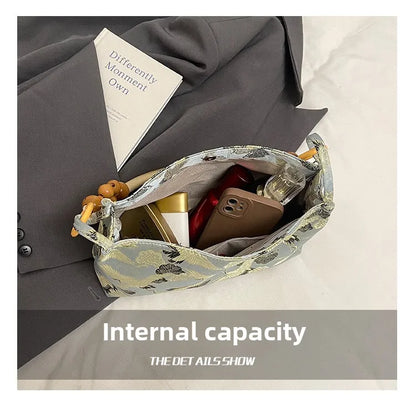 Shoulder Bags Tassel Decoration Embroidered National Style Hasp Sewing Thread 2026 Spring New Hot Sale Women's Handbags