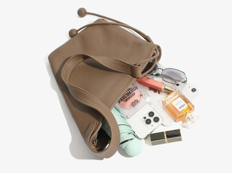 Women's Genuine Grade Cow Leather Handbags Luxury Designer Ladeis Shoulder Crossbody Bucket Bags for Woman Cowhide Underarm Bag