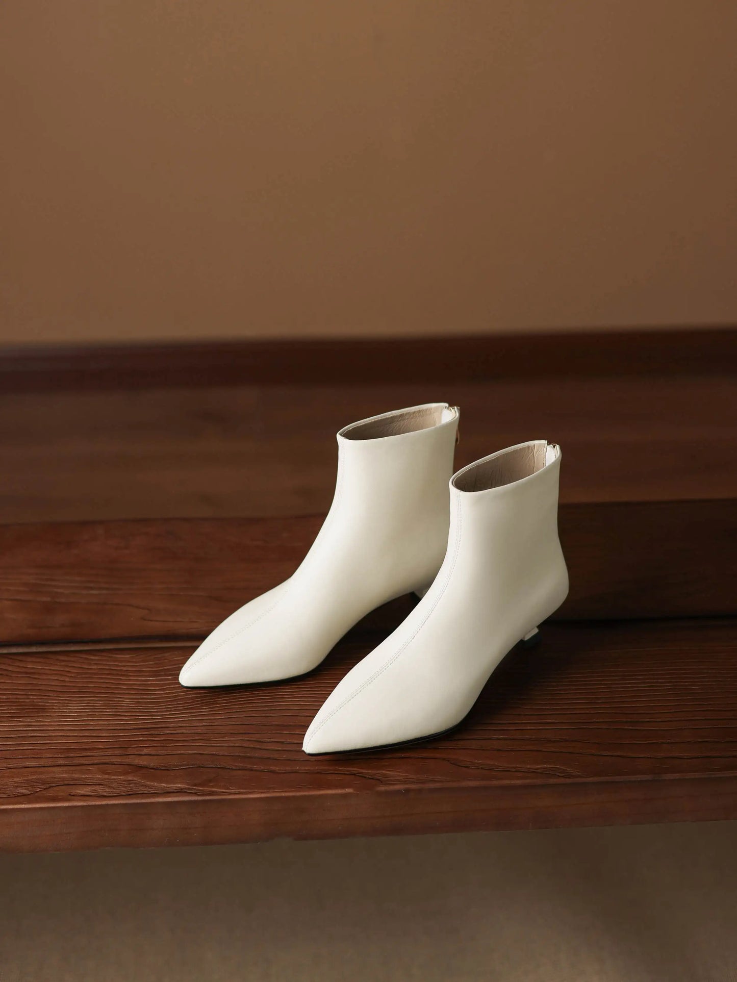 Plus Size 34-42 Genuine Leather Pointed Toe Med Heels Zipper Modern Boots Winter Autumn Shoes Concise Elegant Dress Ankle Boots