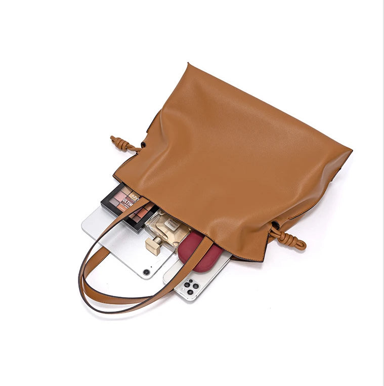 100% Genuine Leather Extra Large Shoulder Bags Women Handbag Bucket Bag Fashion Luxury Designer String Tote Tassel Clutch Bolsas