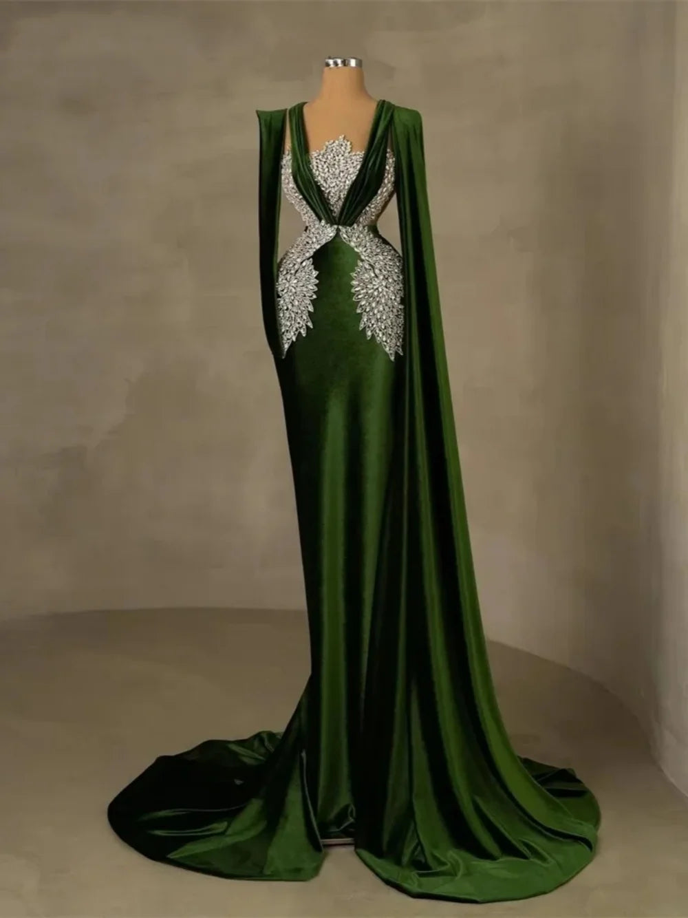 Stylish Mermaid Evening Dress V Neck Beaded Diamond Prom Gowns Sexy Long Sleeve Floor Length  Party  Dresses Customized