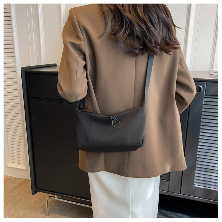 Men's Mini Casual Small Satchel Crossbody Bag Men and Women Versatile Student Trend Phone Bag Shoulder Sports Boy Trendy Bags