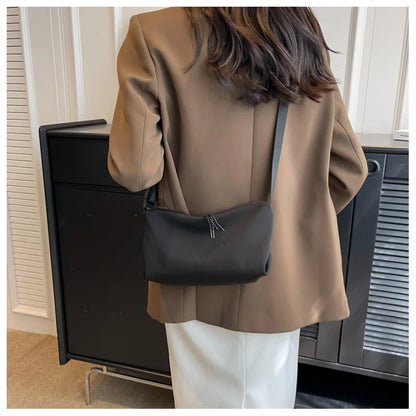 Men's Mini Casual Small Satchel Crossbody Bag Men and Women Versatile Student Trend Phone Bag Shoulder Sports Boy Trendy Bags