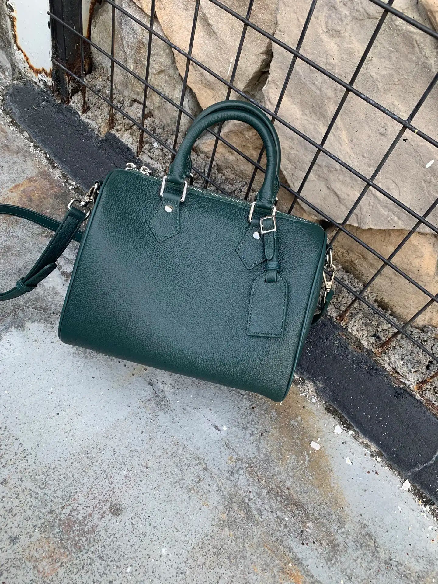 Genuine Grade Leather Women's Shoulder Crossbody Bag Luxury Designer Brand Female Handbag Fashion Soft Cowhide Ladies Boston Bag
