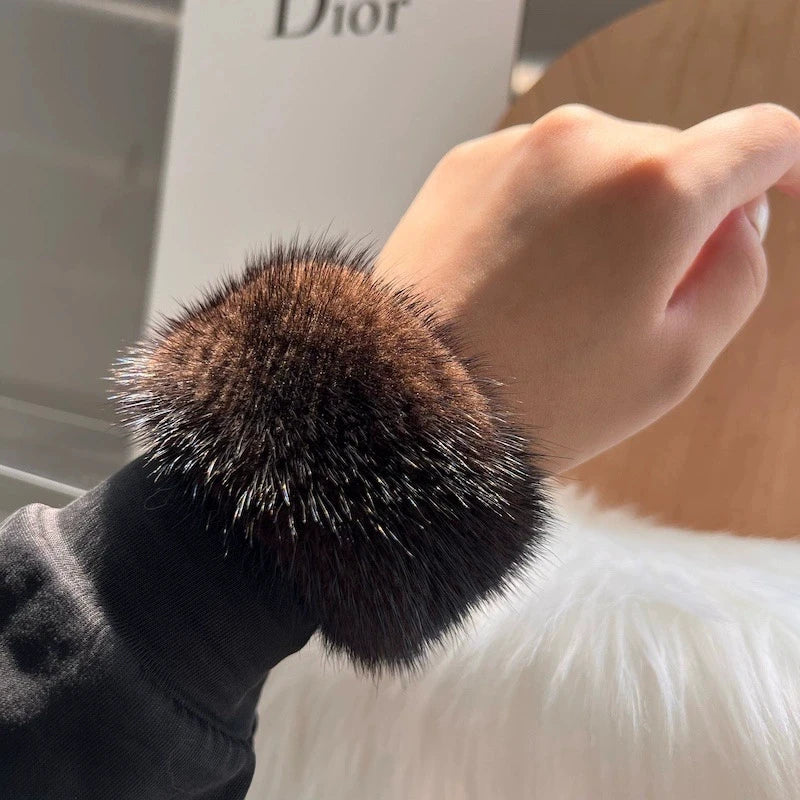 2026  Real Mink Fur Cuffs Sex Hand Arm Warmers Natural Mink Fur Cuffs Wristbands Female Warm Rabbit Hair for Women Manga