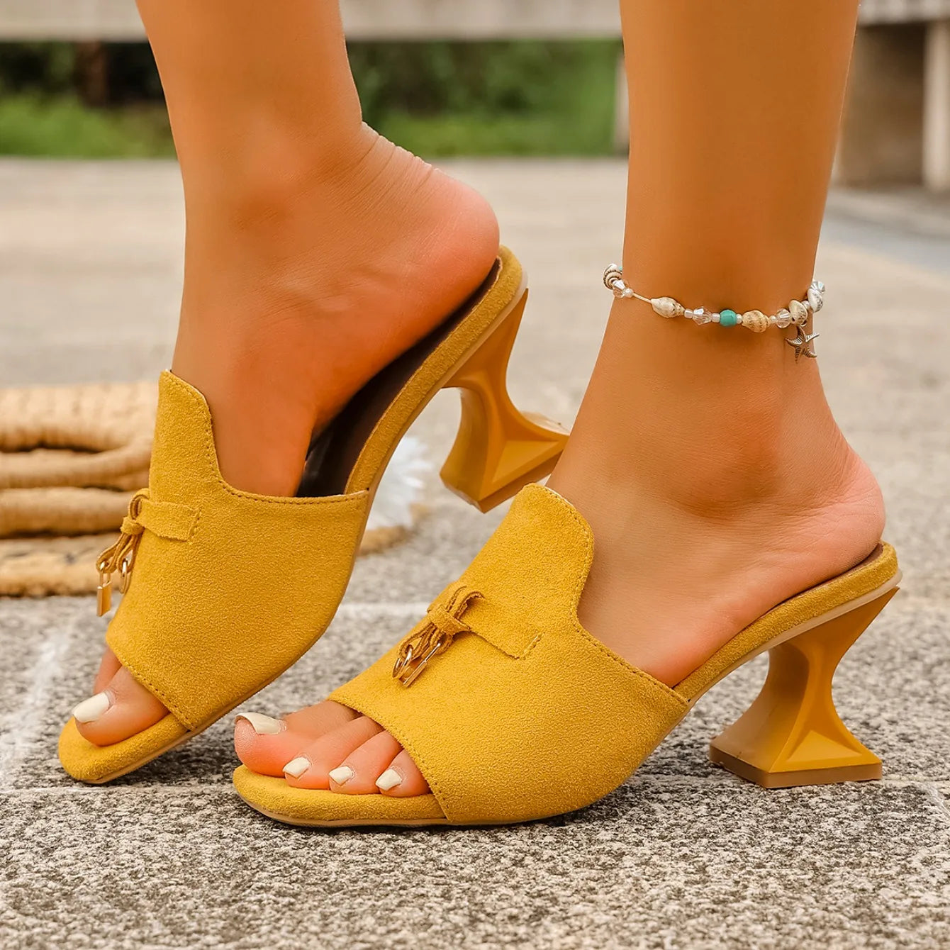 Summer New Women High Heels Sandals Open Toe Large Size Outdoor Wear Square Head Thick Heel Sandals Fashionable Casual Shoes