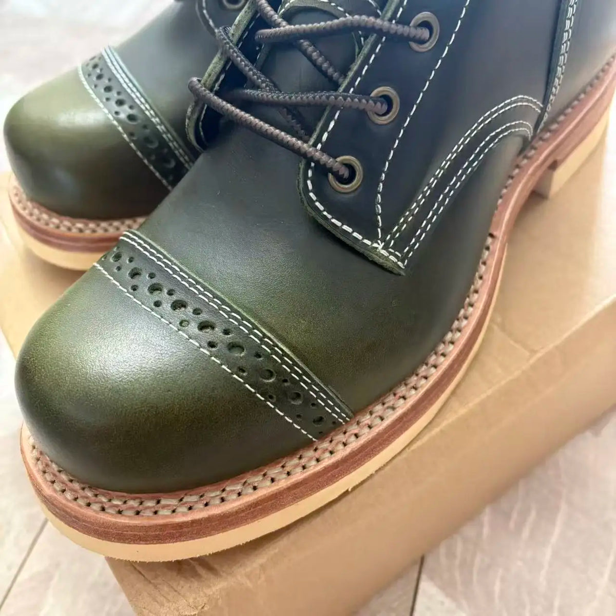 Hand Welt Goodyear Autumn/winter British Calf Leather Men Ankle Boot Lace-up Man Hot Trend Top Fashion Outdoor Climbing Boots