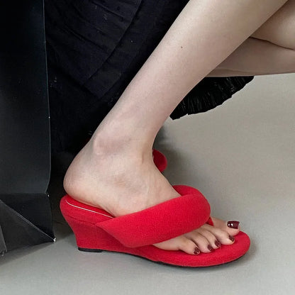 New Footwear Flock Women Wedges Slippers Flip Flops Shoes Fashion Round Toe Ladies Wedges Slippers Shoes Female Sandals Slides