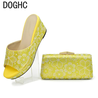 Classics Design Nigerian Women Shoes Matching Bag Set with Shinning Crystal Wedges Shoes for Women Italian Women Party Pumps