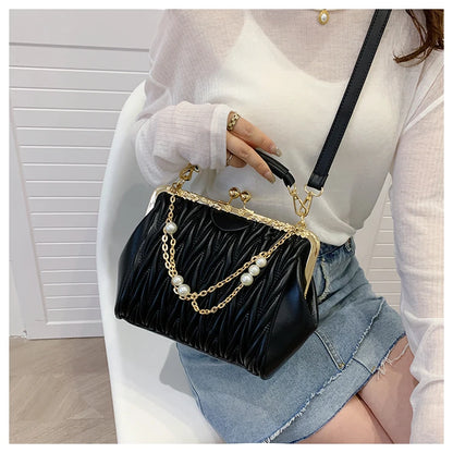 New Summer Women's Shoulder Bag Thick chain Handbag Sense of luxury Ladies Clouds Crossbody Messenger Bags Designer PU Women Bag