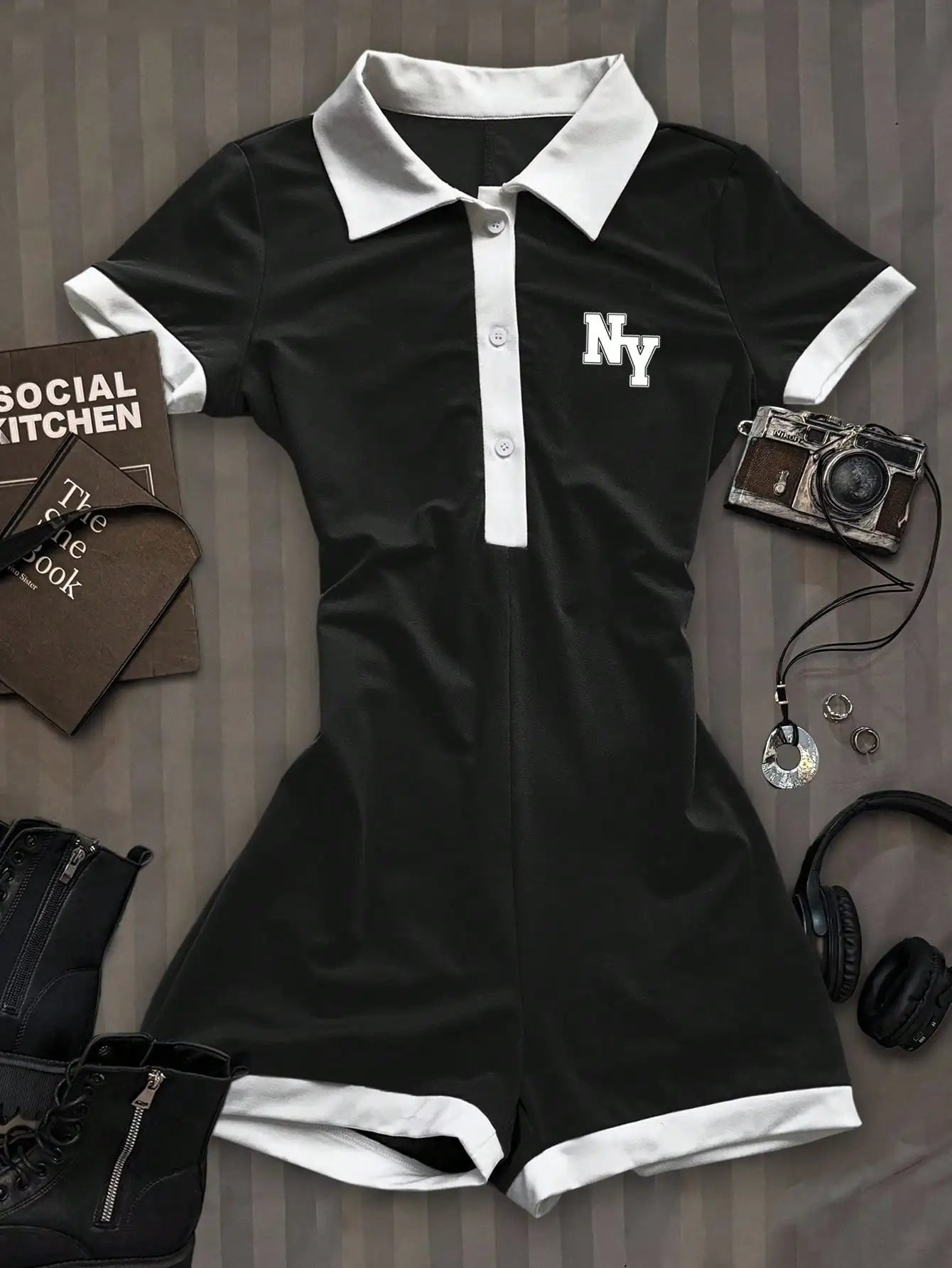 Casual and simple lapel women's jumpsuit, sleeveless, elegant and sexy lapel waist-hugging short jumpsuit