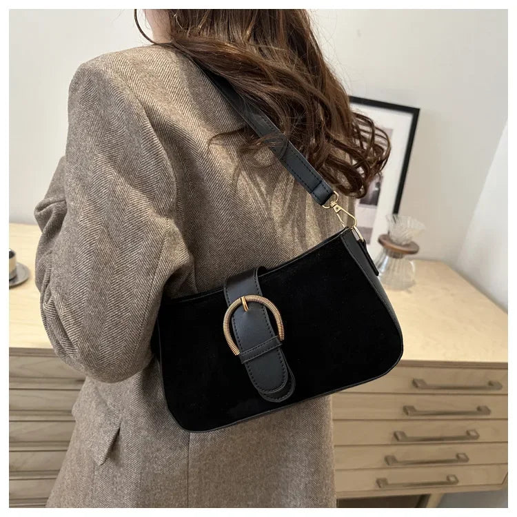 Woman Faux Suede Underarm Shoulder Bag Zipper Fastener Fashionable Cross Body Bags for Small Square Bag Suitable Daily Outfit