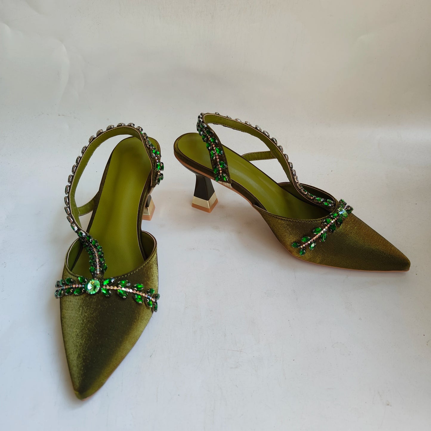 Insightlink Olive Green Rhinestone Chain Pointed Toe Heels Sparkly Crystal Ankle Strap Pumps Luxury Wedding Evening Shoes