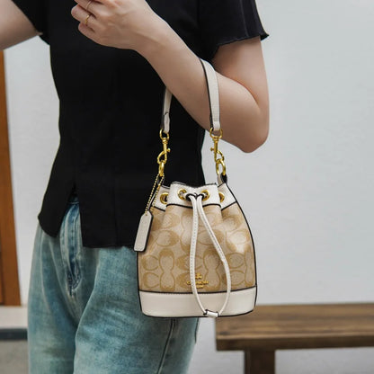 Stylish Women's Crossbody Diaper Bags Designer Leather Shoulder Handbag Elegant Tote Purse Luxury Classic Ladies Messenger Bag