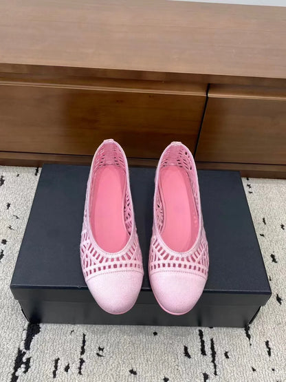 Luxury Brand Casual Flats Women's Fashion Slip-on Casual Shoes Hand-woven Versatile Flats Retro Casual Shoes Woven Cutout Design