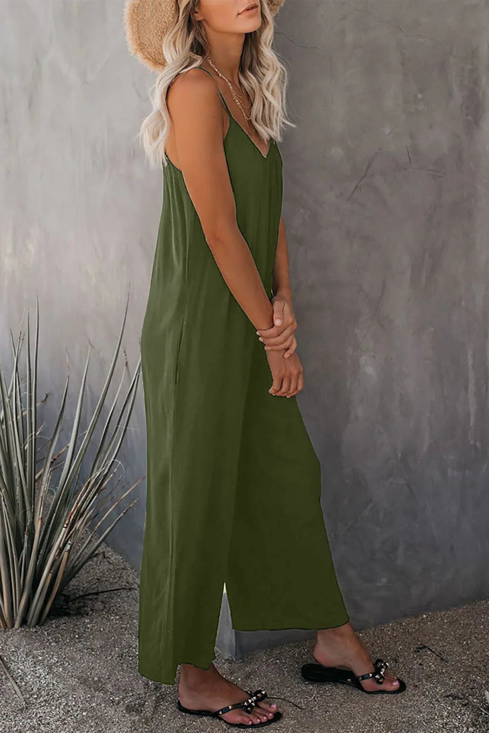 Strap jumpsuit for women's summer new cross-border solid color inserted bag casual jumpsuit
