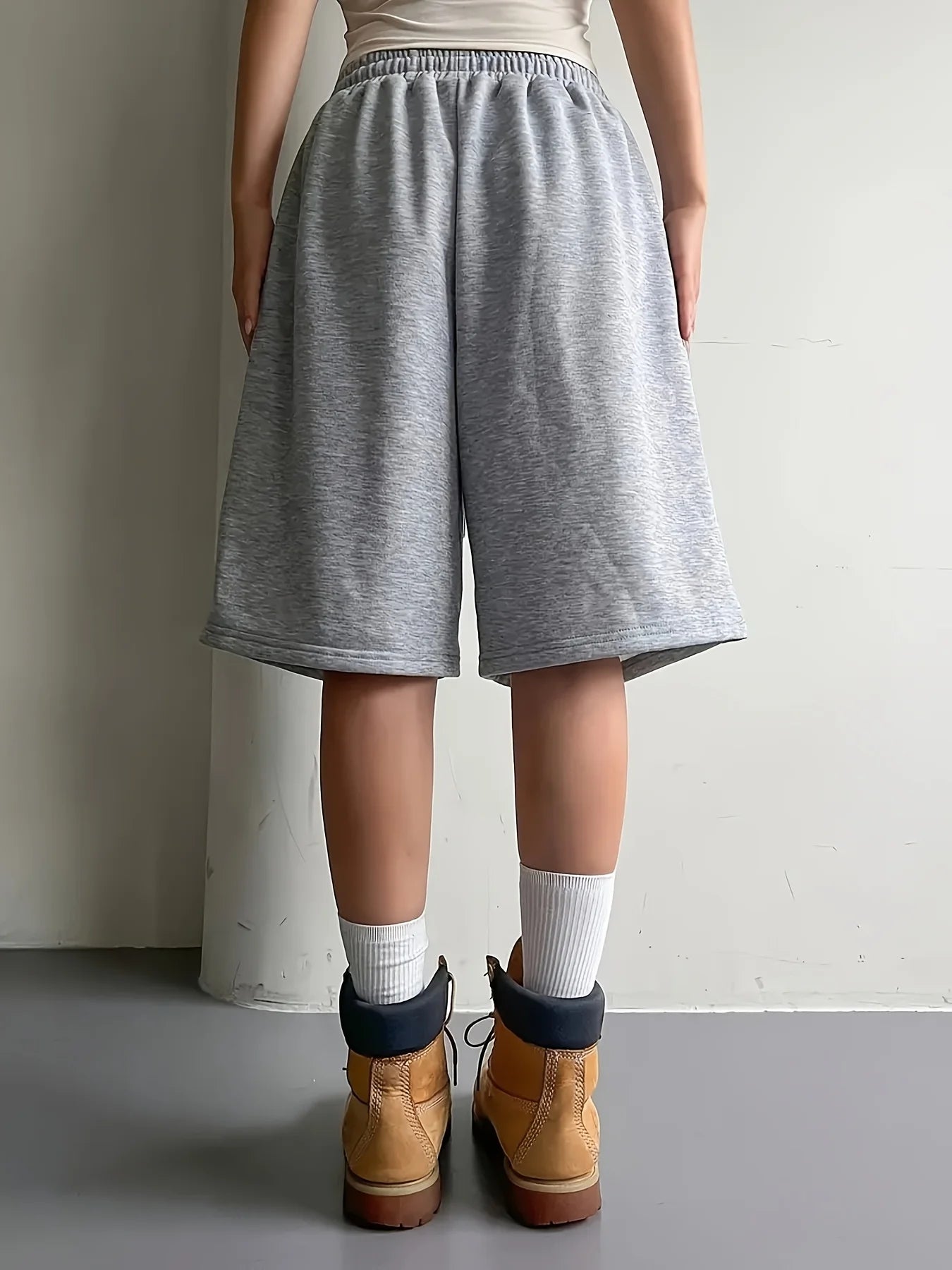 Women'S Casual Athletic Shorts Elastic Waist Wide Leg Straight Bermuda Shorts Mid-Length Loose Drawstring Shorts