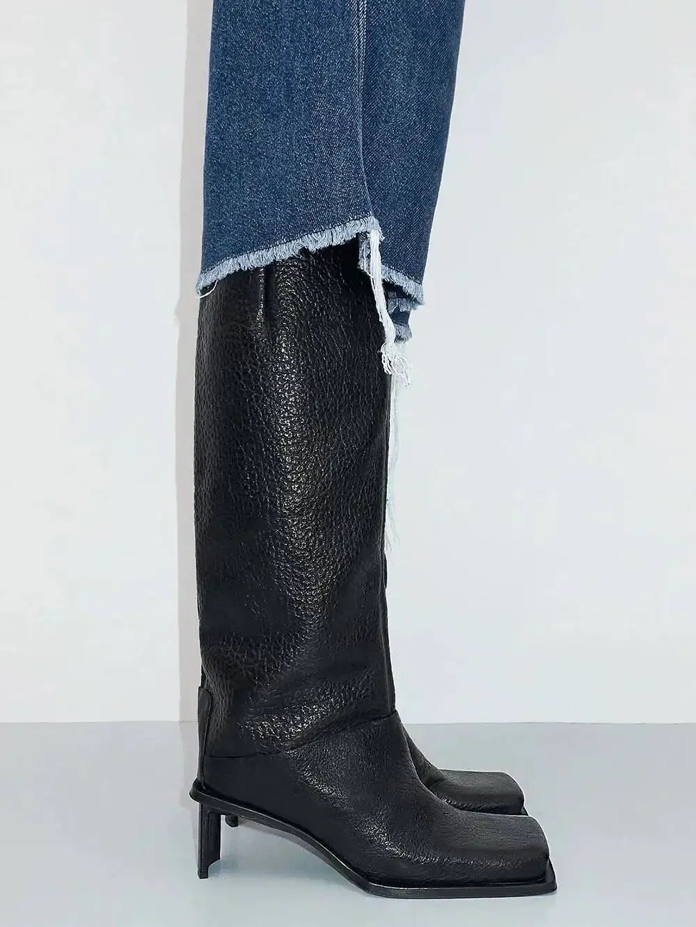 2026New Fashionable Square Head High Heels Women's Knee Length Boots with Side Zipper Stone Pattern Women's Mid Length Boots