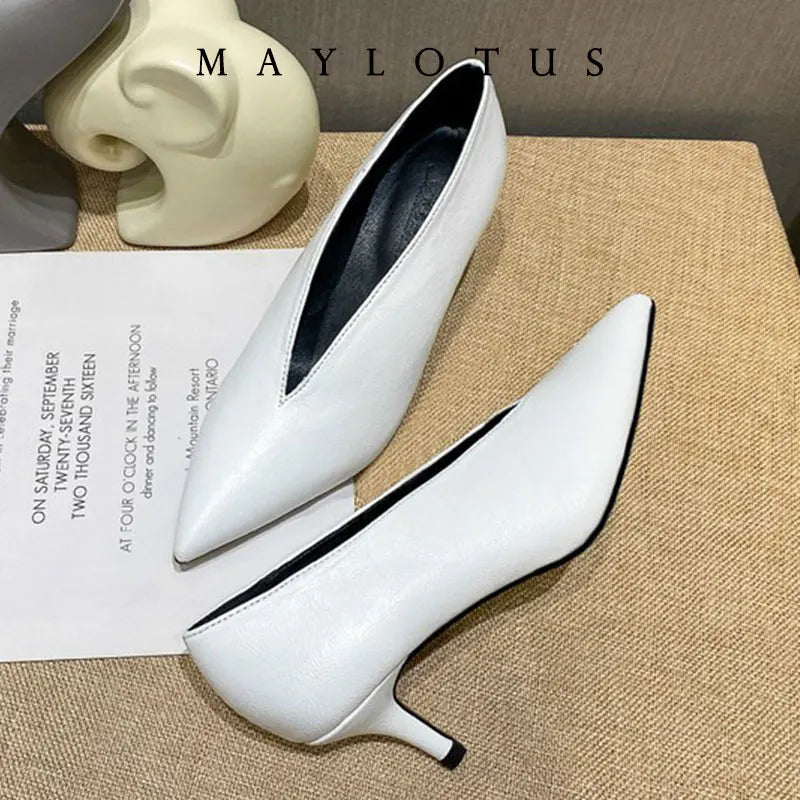 Sandals Luxury Brand Sexy Dress Shoes Elegant Chunky 5.5cm Heeeled Pumps Sexy Pointed Toe Evening Shoes Women Shoes V Cut Shoes