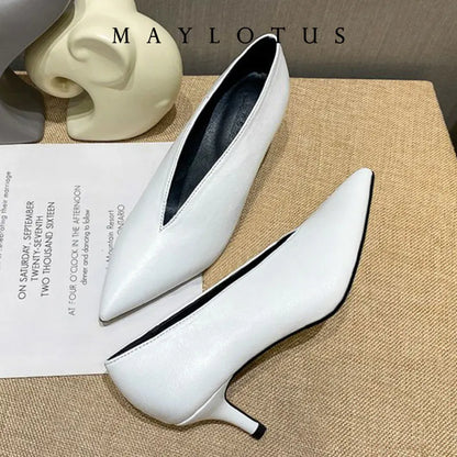 Sandals Luxury Brand Sexy Dress Shoes Elegant Chunky 5.5cm Heeeled Pumps Sexy Pointed Toe Evening Shoes Women Shoes V Cut Shoes