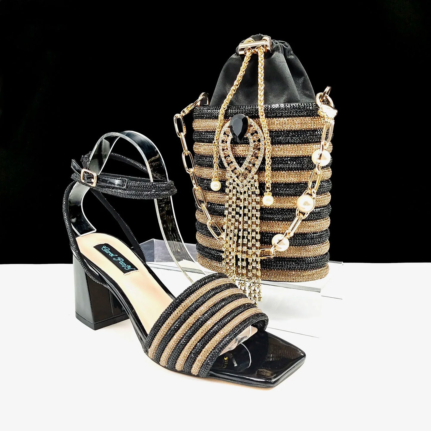Stylish And Special Olive Bright Bag Match Women's Sandals Set With Big Diamond Tassels And Long And Short Double Chains