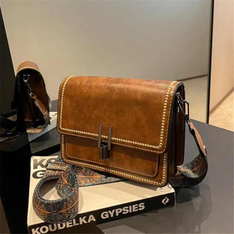 Mini Cross-Body Bags for Women, Adjustable Strap, Small Square Design Purse, Fashion Shoulder Bag, New Designer Mini Leather Bag