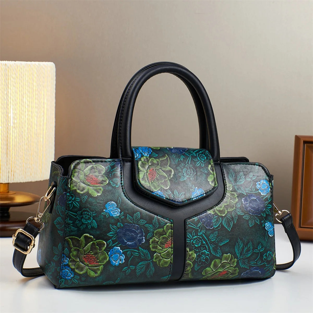 Luxury Brand Designer Women'S Handbag Fashion New Shoulder Bag Large Capacity Versatile Crossbody Bag Classic Boston Tote Bag