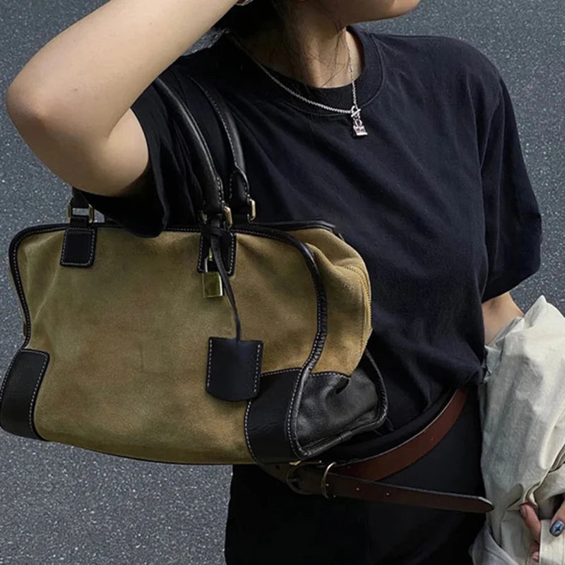 2026 Luxury Brand Genuine Leather Women Shoulder Fashion Gold Lock Handbags Women Top Quality Cowhide Square Bowling Bags Woman