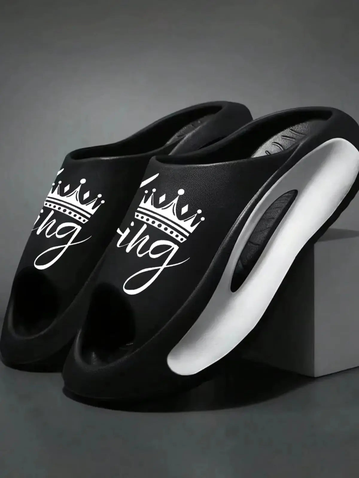 Summer Casual Innovative Design King Unisex Slippers Eva Soft Sole Lightweight Home Slippers High-Quality Exclusive Brand Slippers