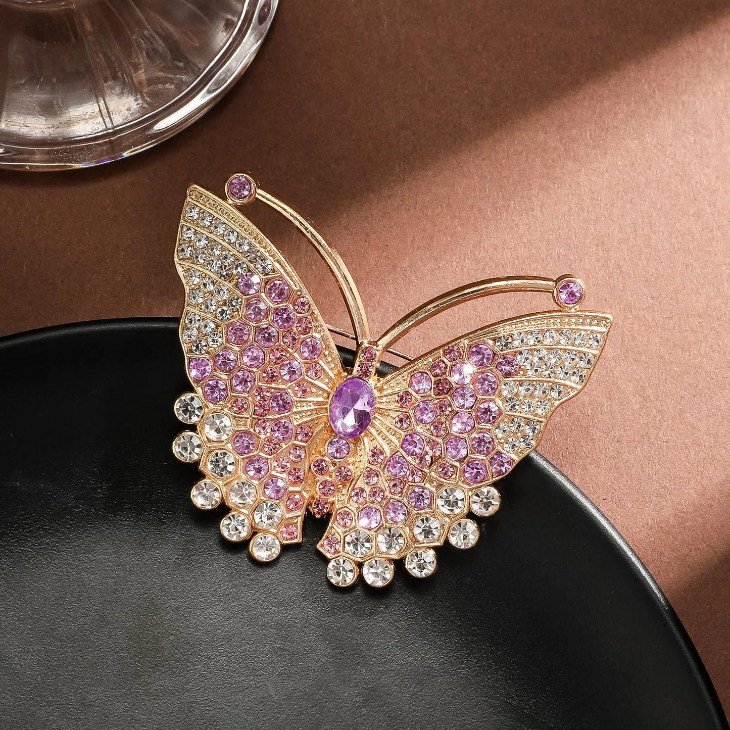 Women Rhinestone Butterfly Brooch Pin Elegant Crystal Diamond Corsage Lapel Badge for Coat Dress Accessories Luxury Jewelry