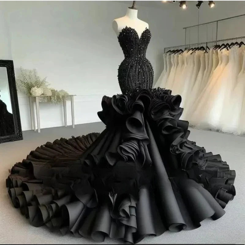 Customized Sexy Black Special Fishtail Wedding Dresses Sweetheart Neck Beaded Sequins Ruffles Layered Trailing Bridal Gowns
