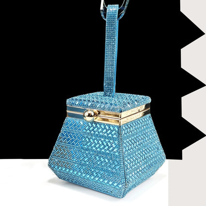 2026 Diamond Women Luxury Clutch Evening Bag Wedding Crystal Ladies Cell Phone Pocket Purse Female Wallet for Party Quality Gift