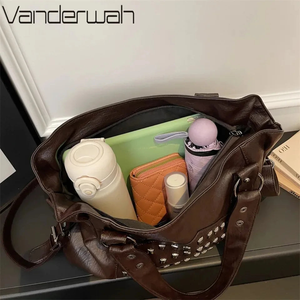 Rivet Punk Large Capacity Handbags Top Quality Sturdy Soft Leather Casual Tote Bag Shoulder Crossbody Bags Daily Commute Travel