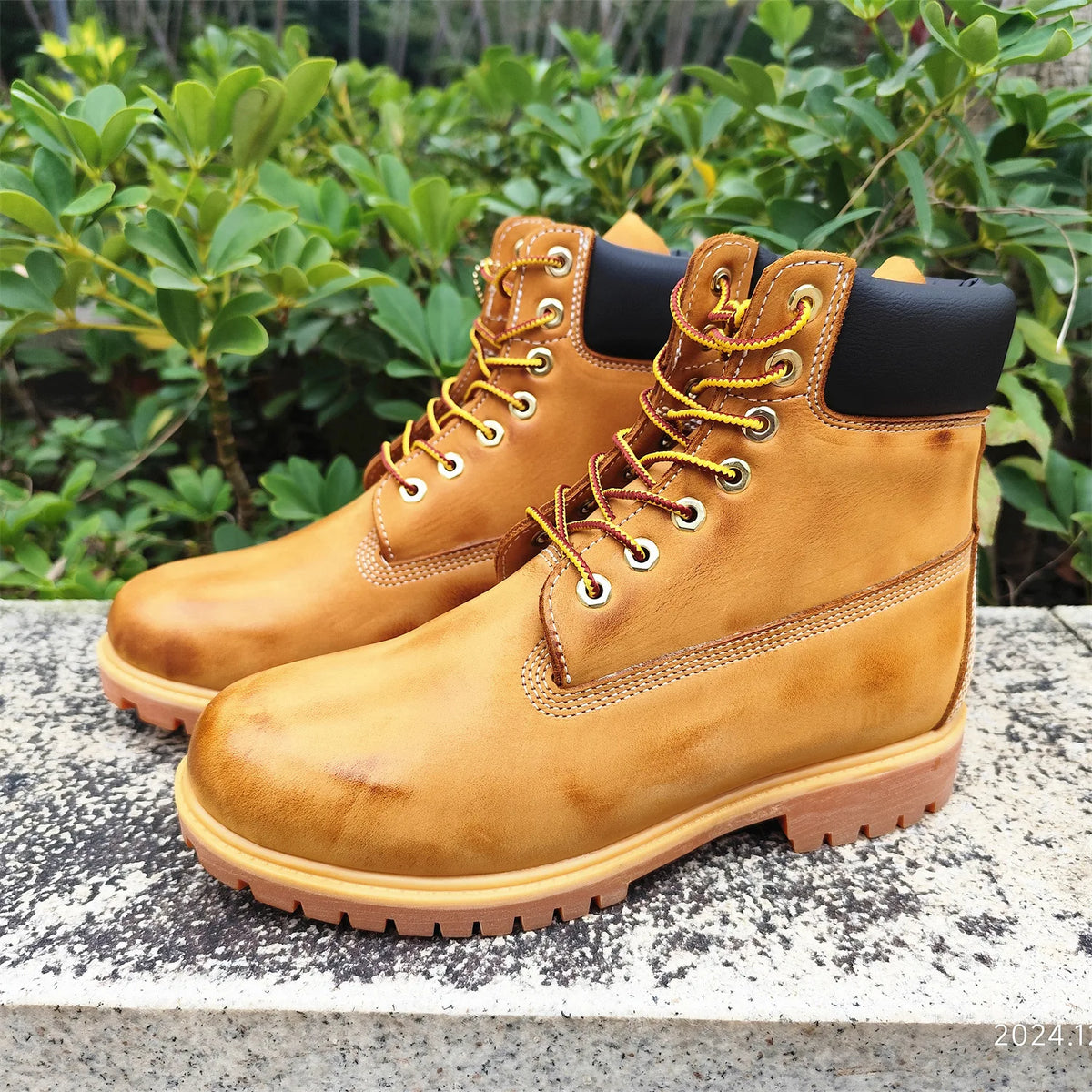 Retro Yellow Men Ankle Boots Genuine Leather Short Riding Boots for Unisex Outdoor High Top Sneakers Men and Women Tooling Boots