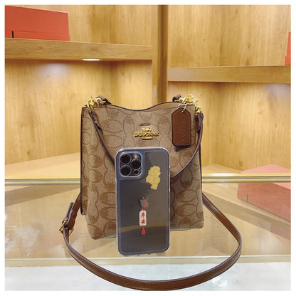 Advanced Women's Bag 2026 New Fashion Luxury Retro Large Capacity Bucket Bag Versatile Single Shoulder Crossbody Bag Trend