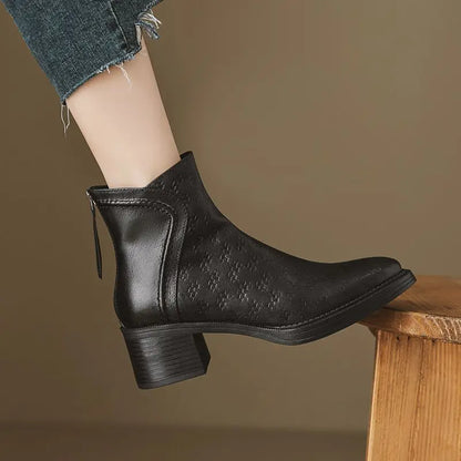Leather Fleece-Lined Women's Ankle Boots Elegant Luxury Y2k Heeled Female Short Shoes New in Autumn Winter Pointed Toe Booties