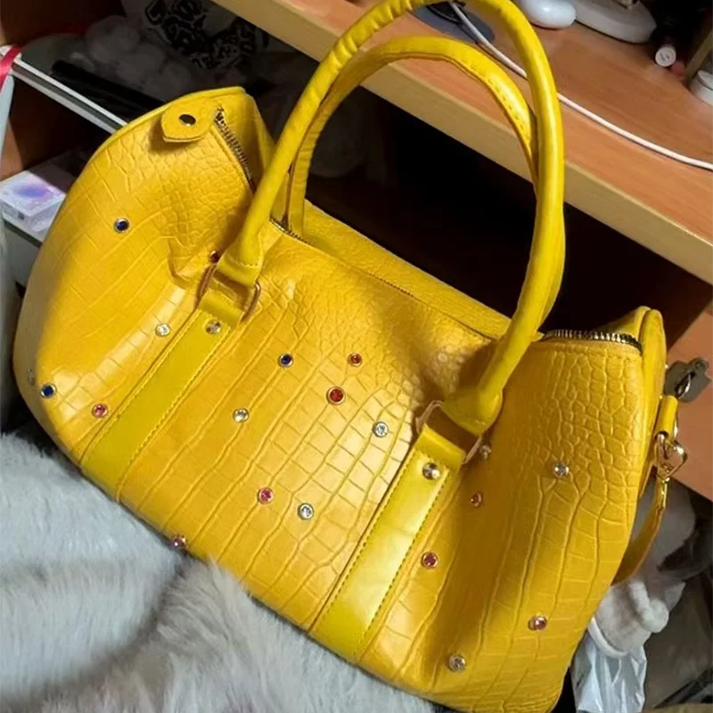 Luxury Large-capacity Travel Handbag For Women Versatile Crocodile Pattern Crossbody Bag Fashion Diamond Design Commuter Bag