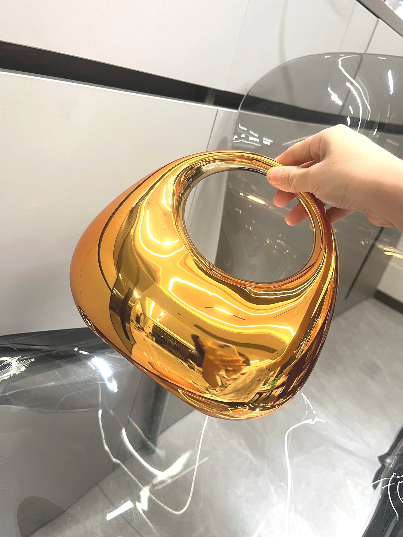 Golden Evening bag Purses and handbag luxury Designer shoulder bags moon bag Party Wedding Round Acrylic Shiny  Clutch purse