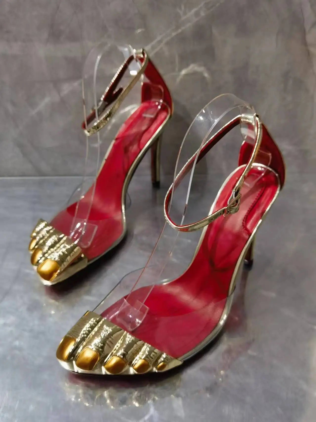 Fashionable Gold Thumb Five Toe Sandals Women Slim High-Heeled Slippers Versatile Temperament Ankle Strap Sandals