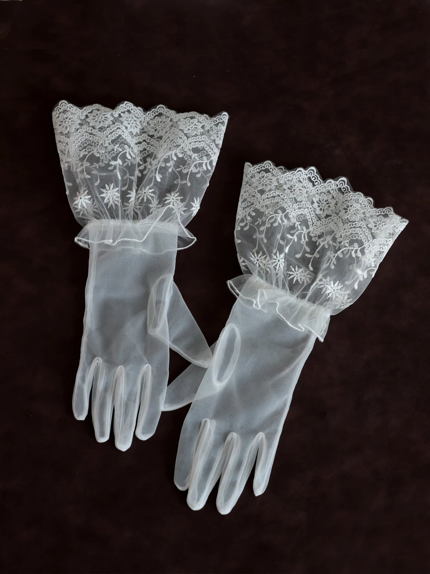 WG235 Ladies Vintage Lace Bridal Gloves White Elegant Photography Evening Wedding Dress Accessories