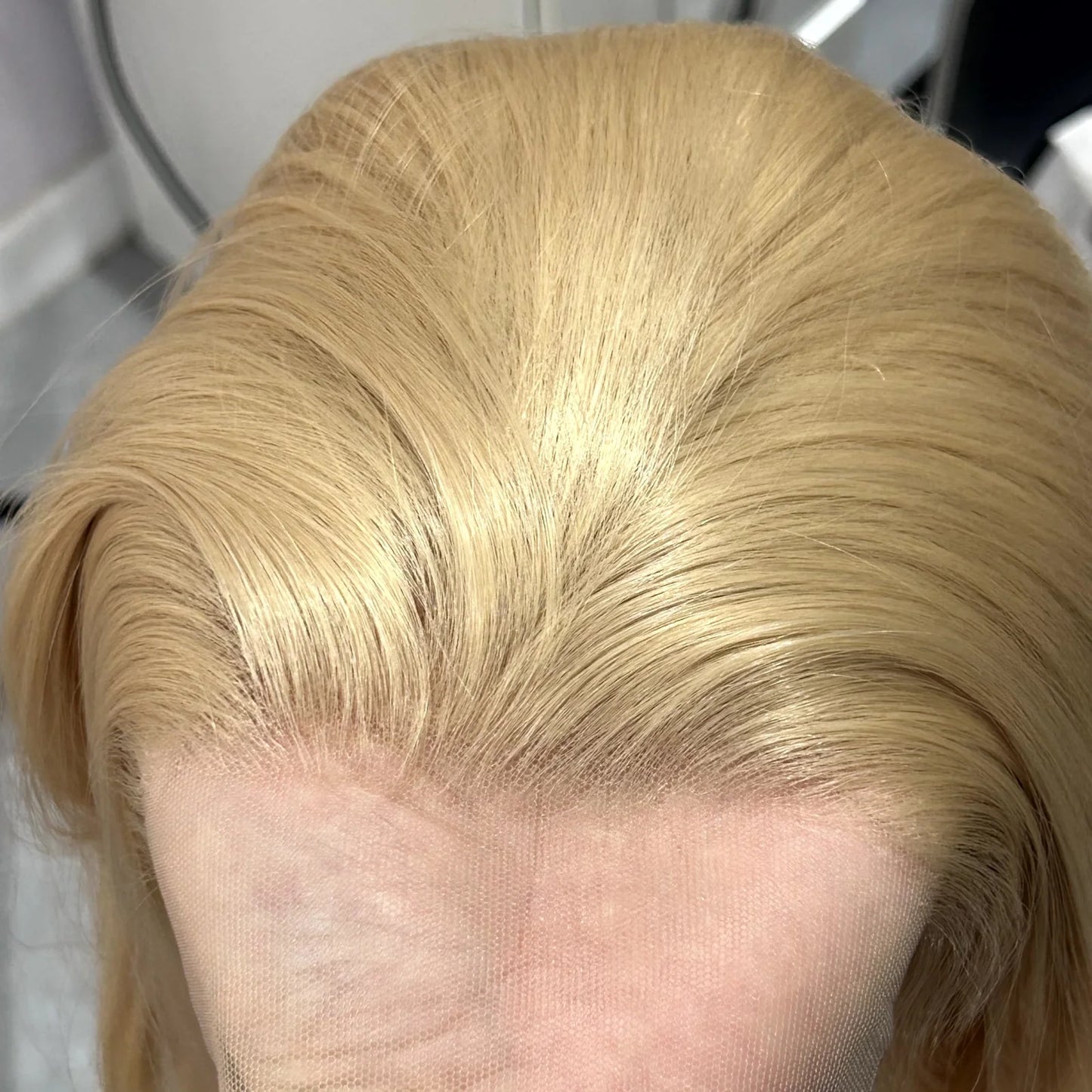 Honey Blonde Long Wavy Synthetic Lace Front Wig for Women Free Part Loose Curly Hair Heat Resistant Fiber Wigs for Daily Party