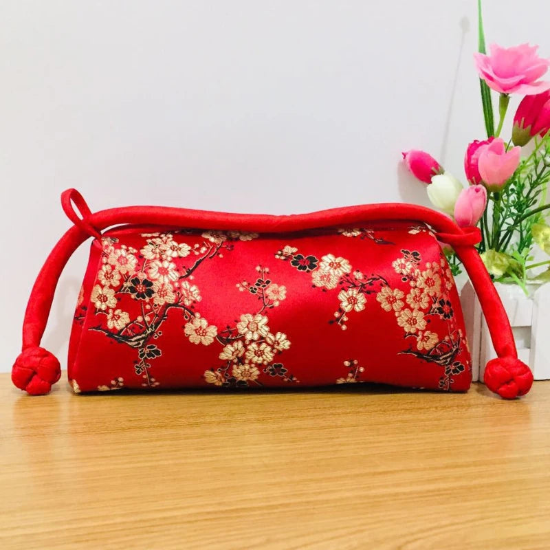 Fashion Luxury Chinese Style Silk Bag Women Handbag Japanese Hand Embroidery Totes Cheongsam Female Cosplay Bags Clutch Purses