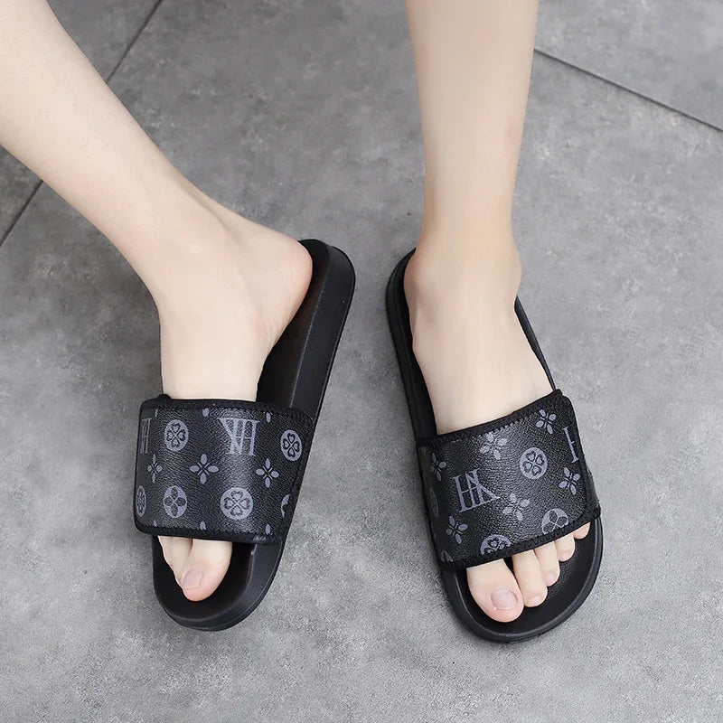 Summer Men Slippers Luxury Sport Slides Outdoor Street Clogs Quick Dry Beach Sandals Male Indoor Home Shoes Loafers Flip Flops