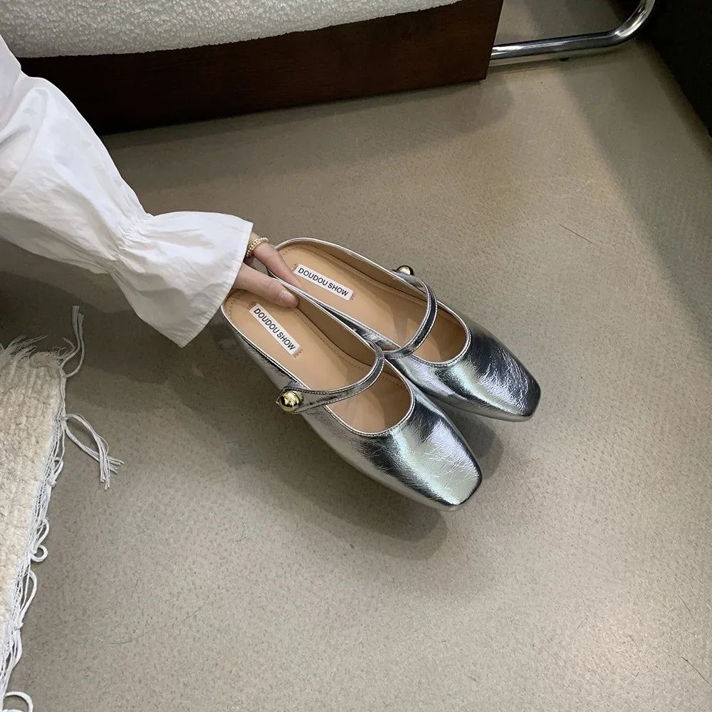 Soft Leather 2025 Ins Silver Buckle Strap Casual Shoes Fashion Flats Elegant Glitter Metallic Mules Shoes Cover Toe Slippers