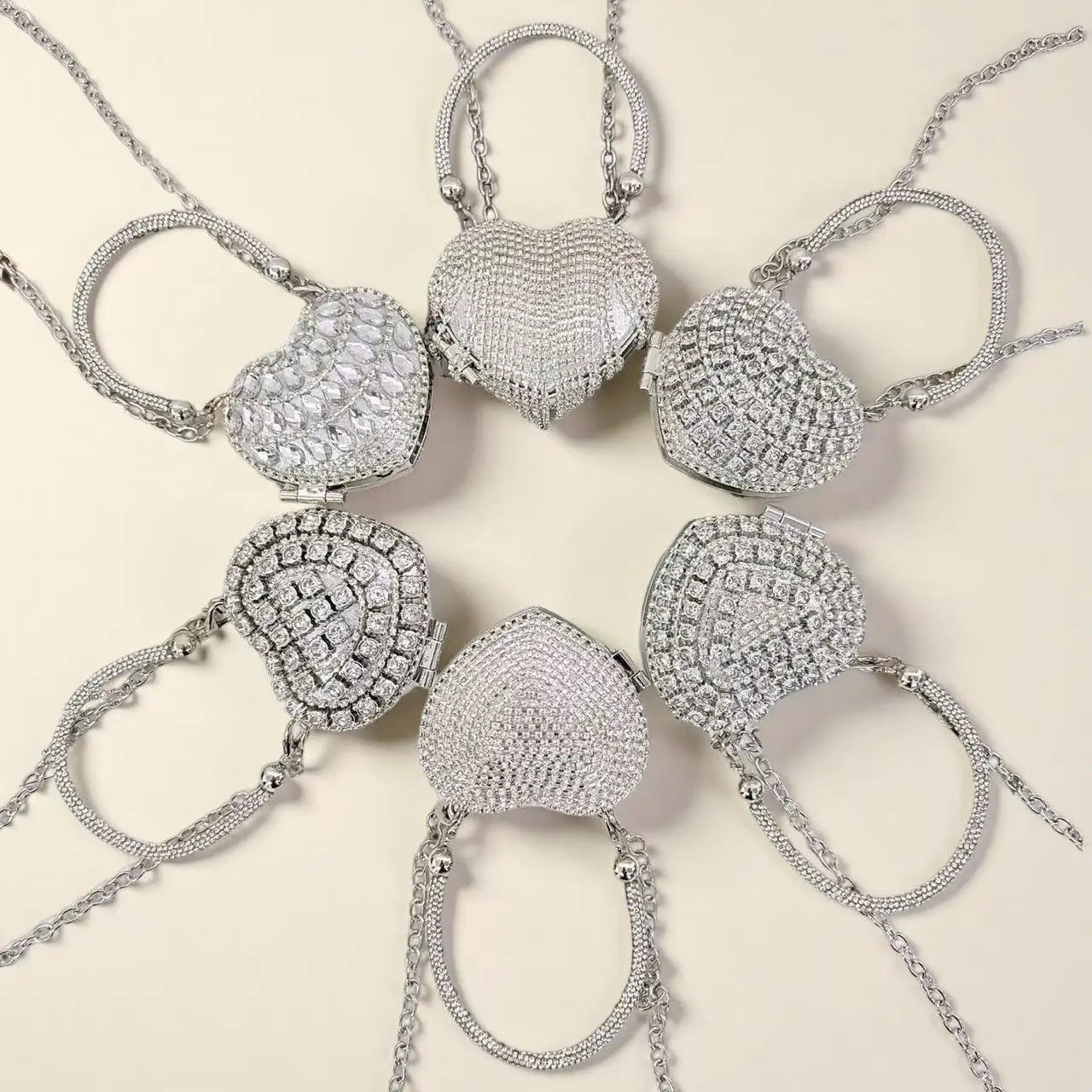 Diamond Evening Clutch Rhinestones Purse Ladies Fashion Bag Designer for Women Chain Shoulder Bag Luxury Small Bling Heart Shape