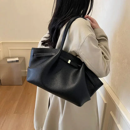 2026 French Style Women Tote Bag Large Capacity Luxury Underarm Bag Casual Single Shoulder Handbag Daily Commute Shopping Bags